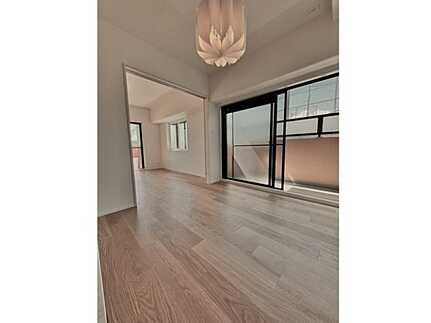 ライオンズヒルズ皆賀(JS)の洋室