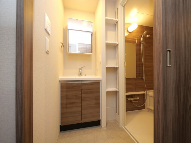 リビオメゾン新大阪の洗面所