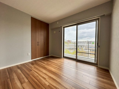 【洋室】 | ジオ彩都プレミアムテラス