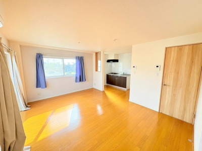 【居間・リビング】 | ディマンドハイツA