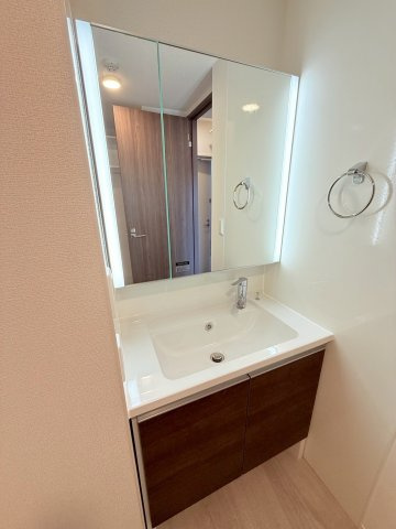 ロータスヒル　B棟の洗面所