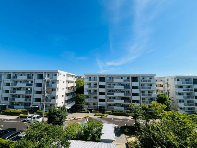 グリーンヒル新多聞305号棟の展望