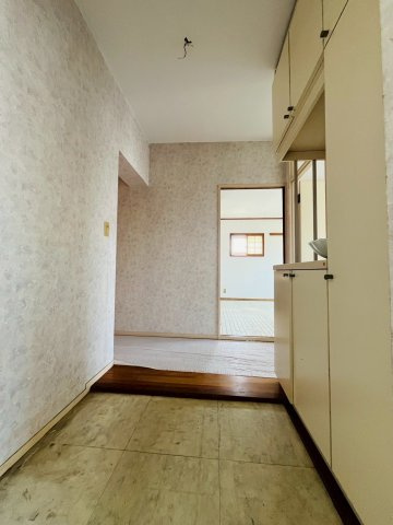 グリーンヒル新多聞305号棟の玄関