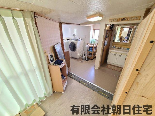 【独立洗面台】 | 八束町遅江中古戸建 | 洗面台もあります～