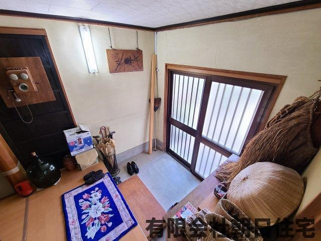 【玄関】 | 八束町遅江中古戸建 | 広い玄関です～