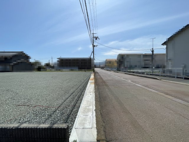 SUNタウン中央Ⅲ-3(西南)の前面道路含む現地写真