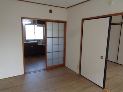 【居間・リビング】 | 西平ハイツ