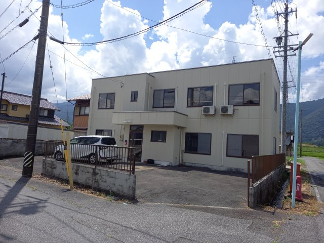 揖斐川町房島の外観