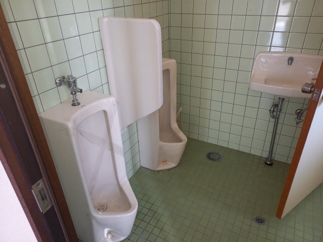 揖斐川町房島のトイレ