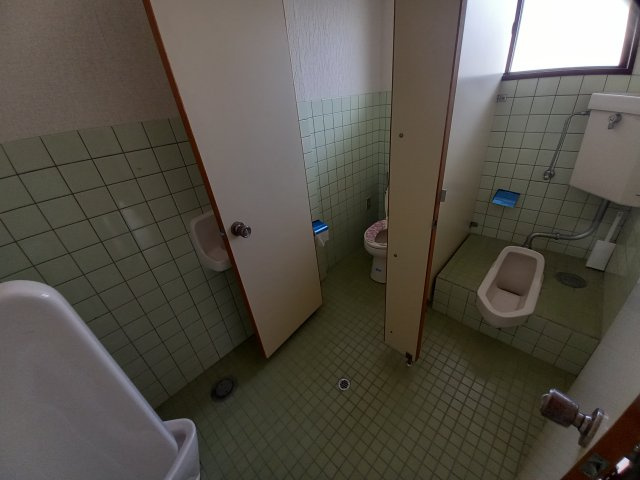 揖斐川町房島のトイレ