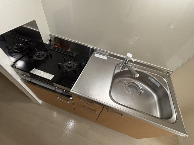 【キッチン】メゾン　ド　リコリス尾長