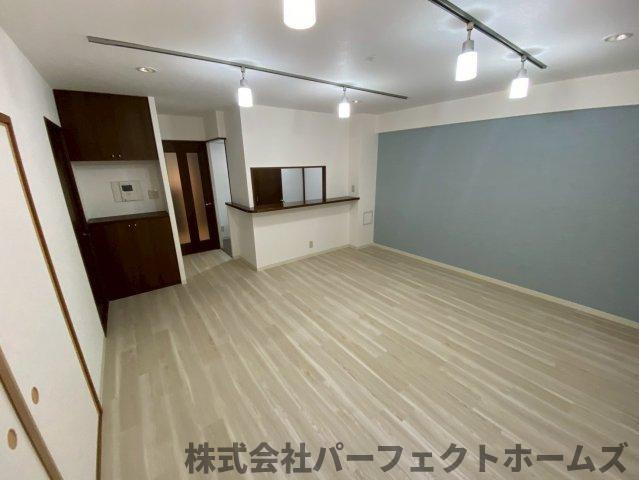 ダイアパレス枚方山田池公園の居間・リビング