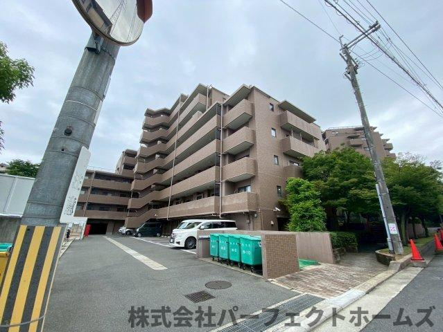 ダイアパレス枚方山田池公園の外観|外はこのようになっています
