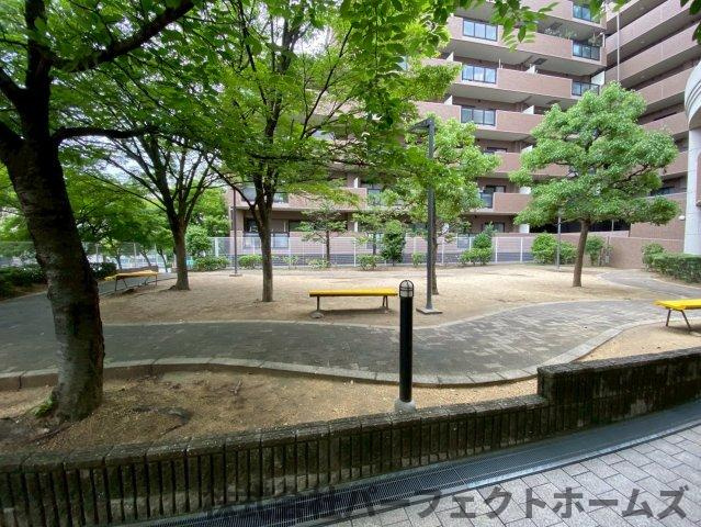 ダイアパレス枚方山田池公園の周辺