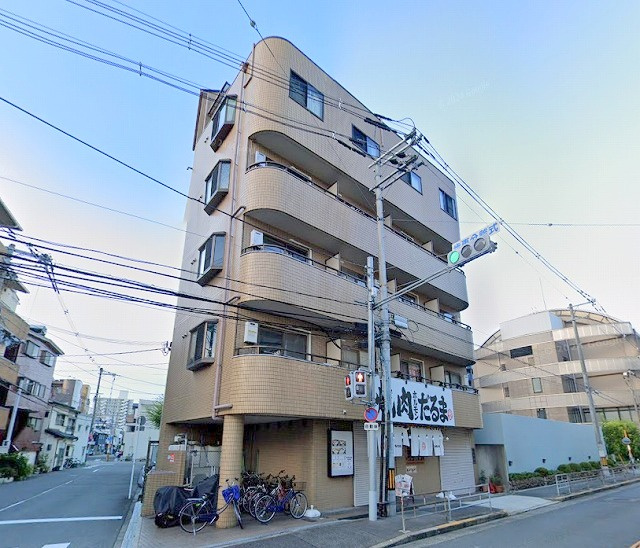 エスペリアー小松の外観