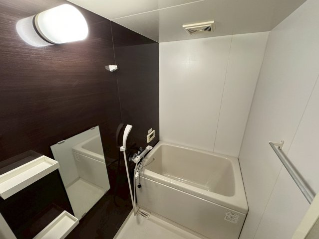 【浴室】 | ソレイユ神足