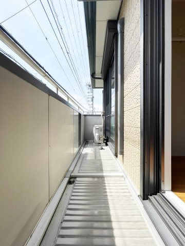 シャーメゾン　ヴァイデ　Ｂ棟のバルコニー