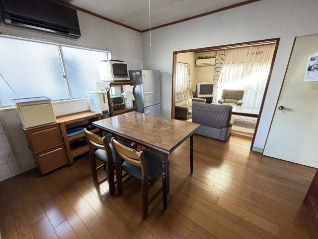 稲敷郡阿見町中央７丁目　中古戸建の玄関