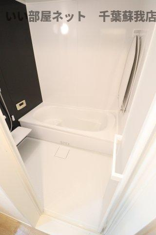 ウィステリアおゆみ野　Ｅの浴室|お風呂です