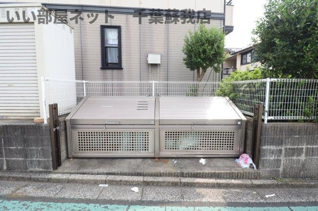 ウィステリアおゆみ野　Ｅのその他共用部分|ゴミストッカー