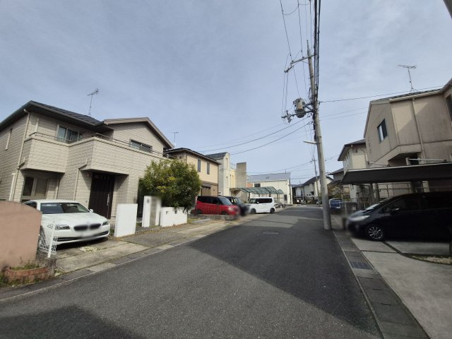 【前面道路含む現地写真】 | 亀岡　南つつじヶ丘大葉台一丁目　一戸建