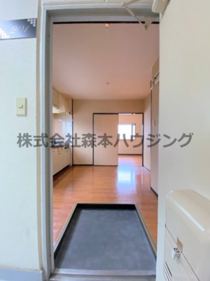 【内装】 | 　コスモハイツ | 内装は落ち着いています