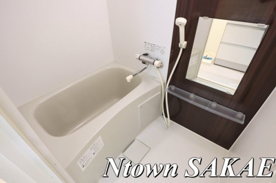 【浴室】 | カトルセゾン彩(カトルセゾンイロドリ) | 落ち着いた空間のお風呂です