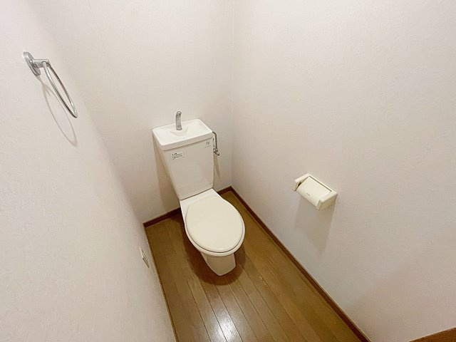 【トイレ】 | エスポア白砂【名古屋市賃貸・白砂町】