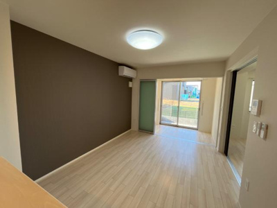 【居間・リビング】 | メゾン岩﨑 | リビング（イメージ）