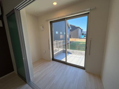 【内装】 | メゾン岩﨑 | インナーテラス（イメージ）