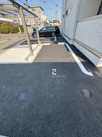 D-Luce黒田-WEST(ディールーチェ)の駐車場