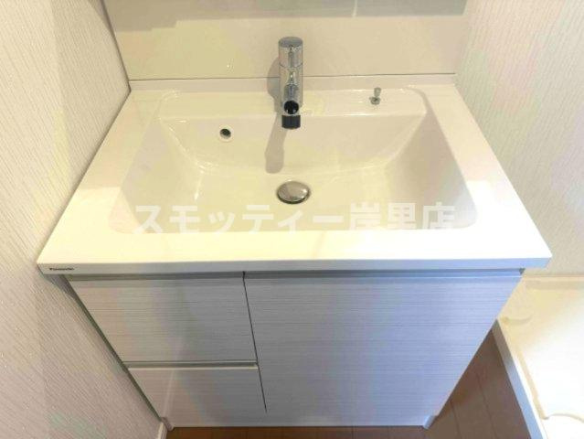 リベルテ橘の洗面所