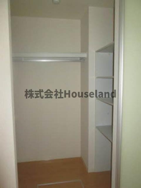 和歌浦ガーデンテラスA棟の収納