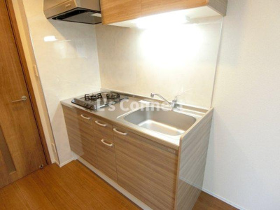 【キッチン】 | レジデンス南町 | ２口ガスコンロのシステムキッチン。