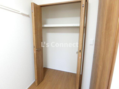 【収納】 | レジデンス南町 | クローゼットでお荷物もすっきり収納。