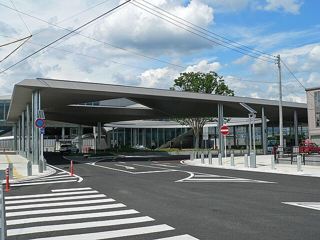 山梨県甲斐市 1棟マンションの周辺