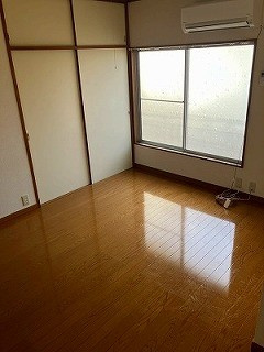 和一コーポの内装