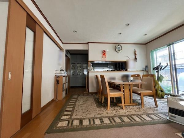 【居間・リビング】