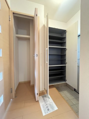 アニュー光の内装