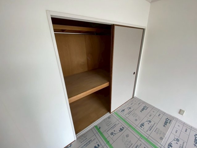 呉川町ハイツの収納