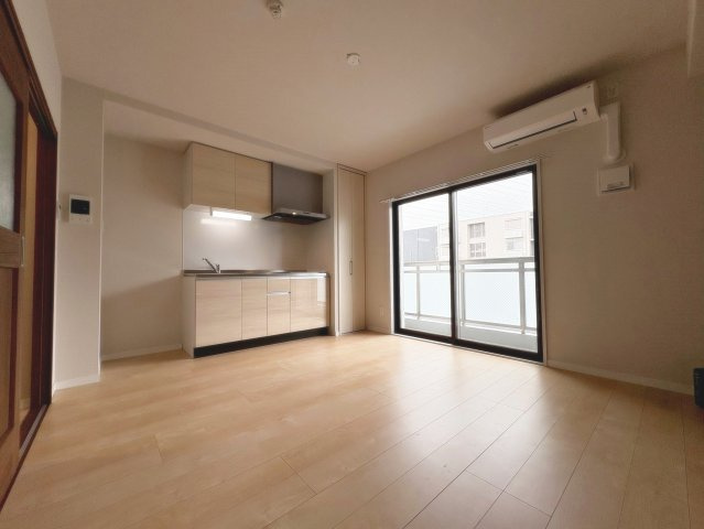 エルピスN5の居間・リビング|ゆったりとした居間です