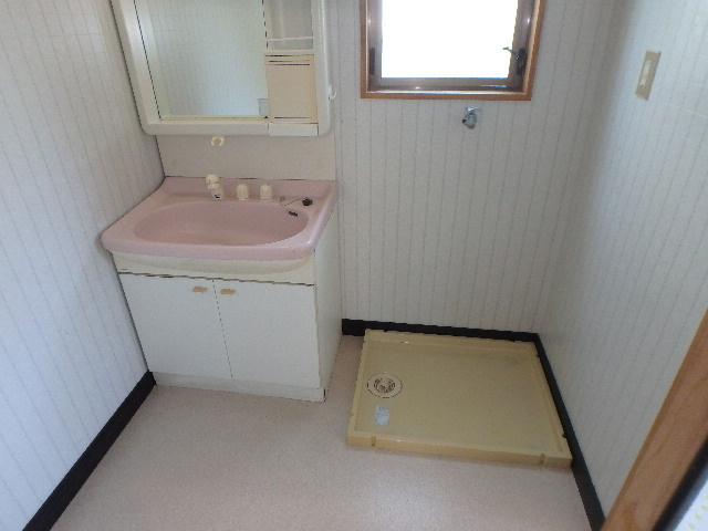 S1593H　6丁目中古住宅の独立洗面台