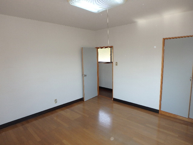 S1593H　6丁目中古住宅の洋室