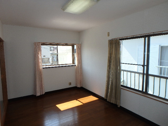 S1593H　6丁目中古住宅の洋室