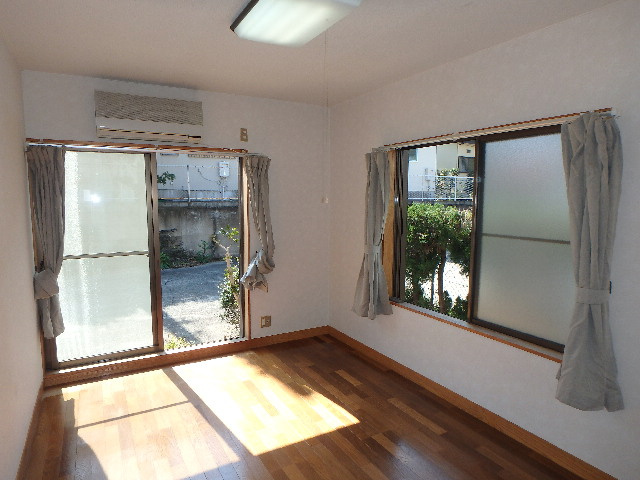 S1593H　6丁目中古住宅の洋室