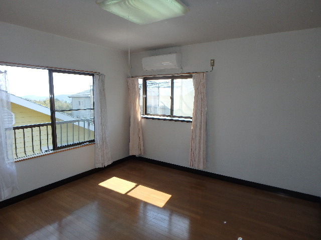 S1593H　6丁目中古住宅の洋室