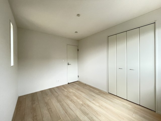 クレイドルガーデン八戸市多賀台 第5　１号棟の収納