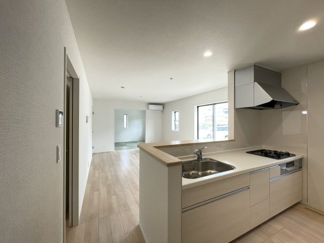 クレイドルガーデン八戸市多賀台 第5　１号棟のキッチン