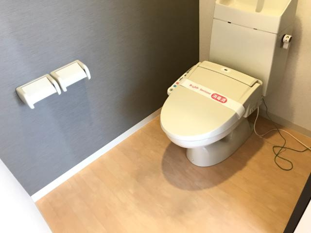 Jiro諏訪西のトイレ|シャワー付トイレ
