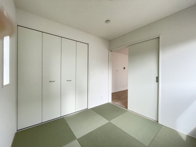 クレイドルガーデン八戸市多賀台 第5　２号棟の収納